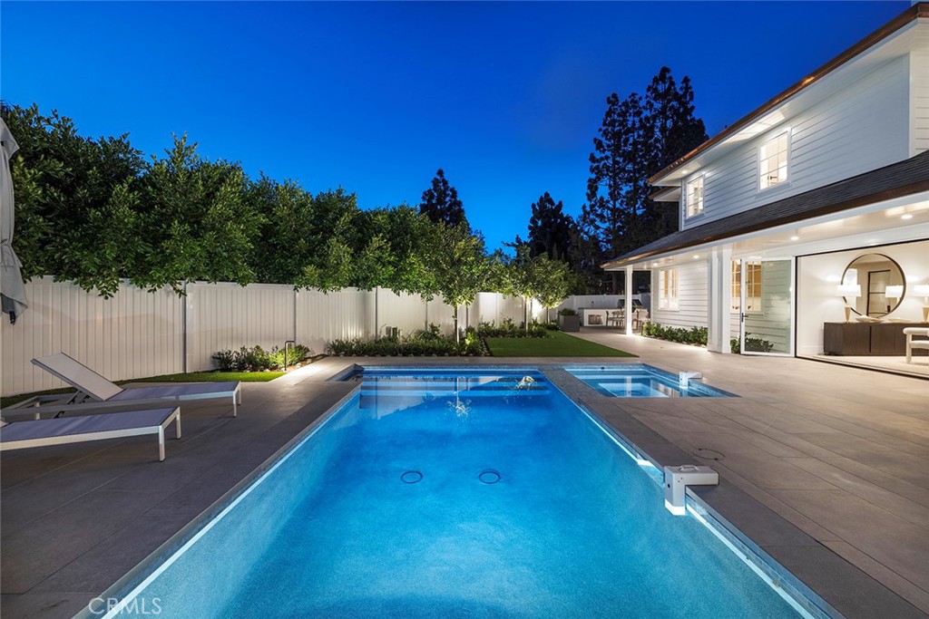 5 Cypress Point Lane