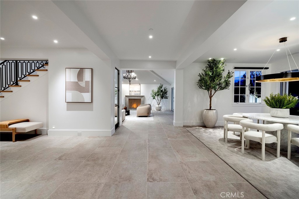 5 Cypress Point Lane