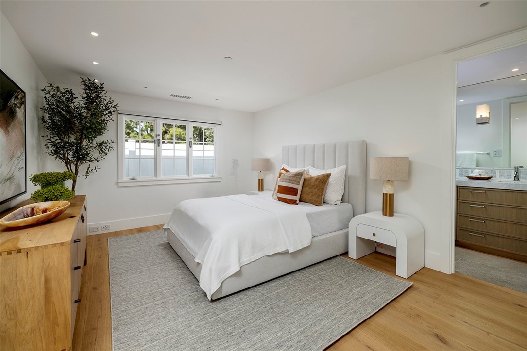 5 Cypress Point Lane