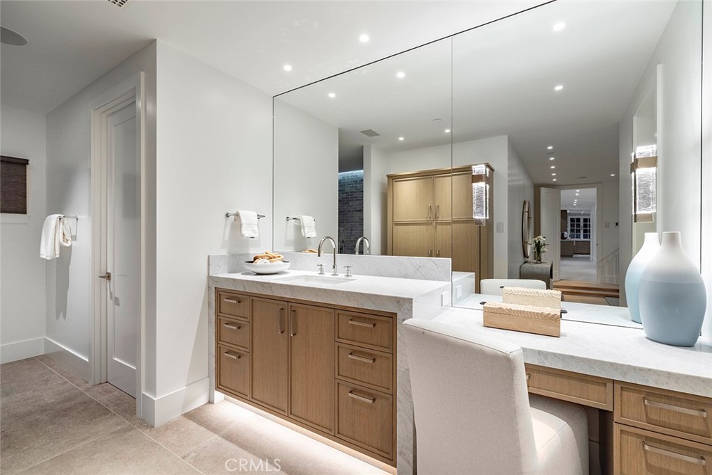 5 Cypress Point Lane