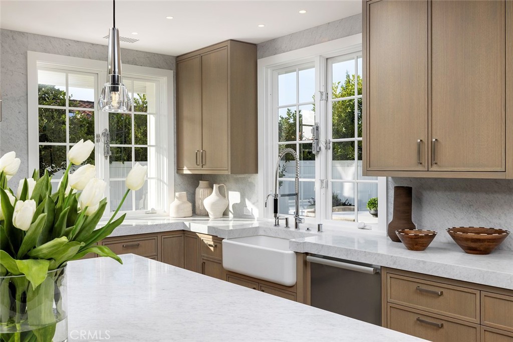 5 Cypress Point Lane