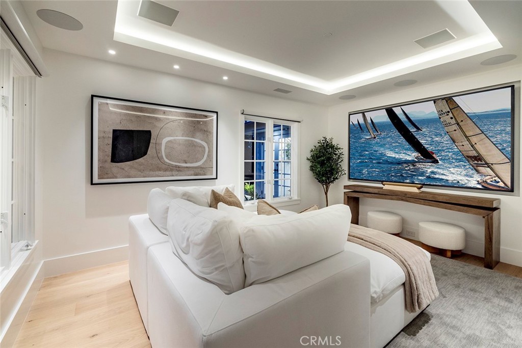 5 Cypress Point Lane