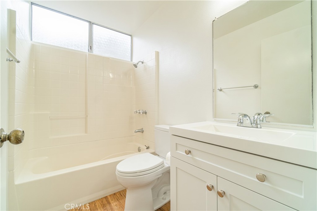 1815 Port Westbourne Place