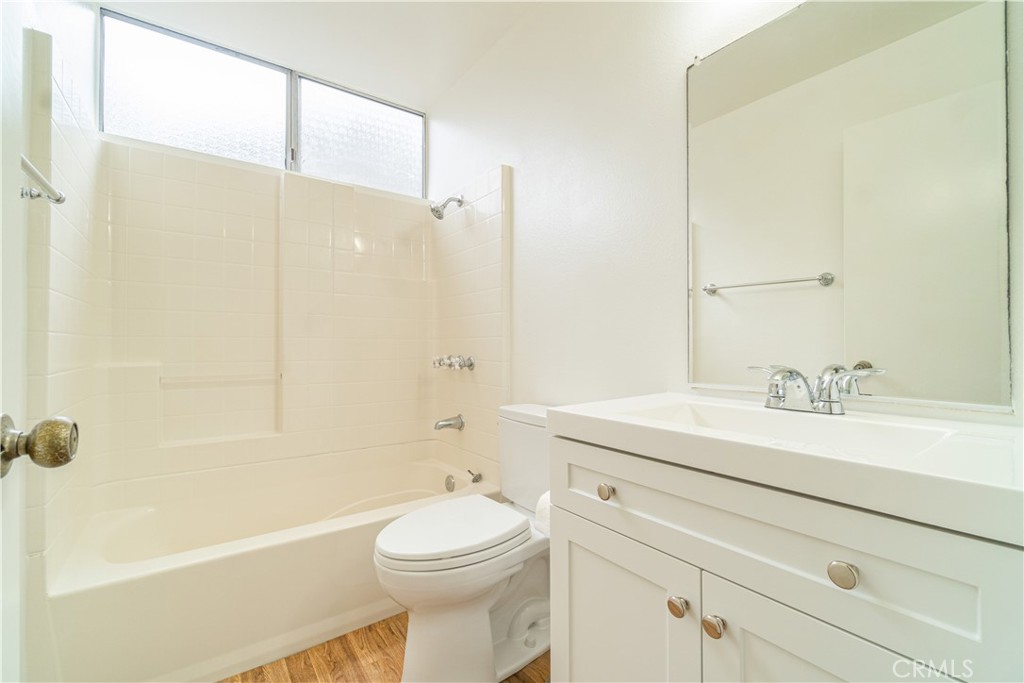 1815 Port Westbourne Place