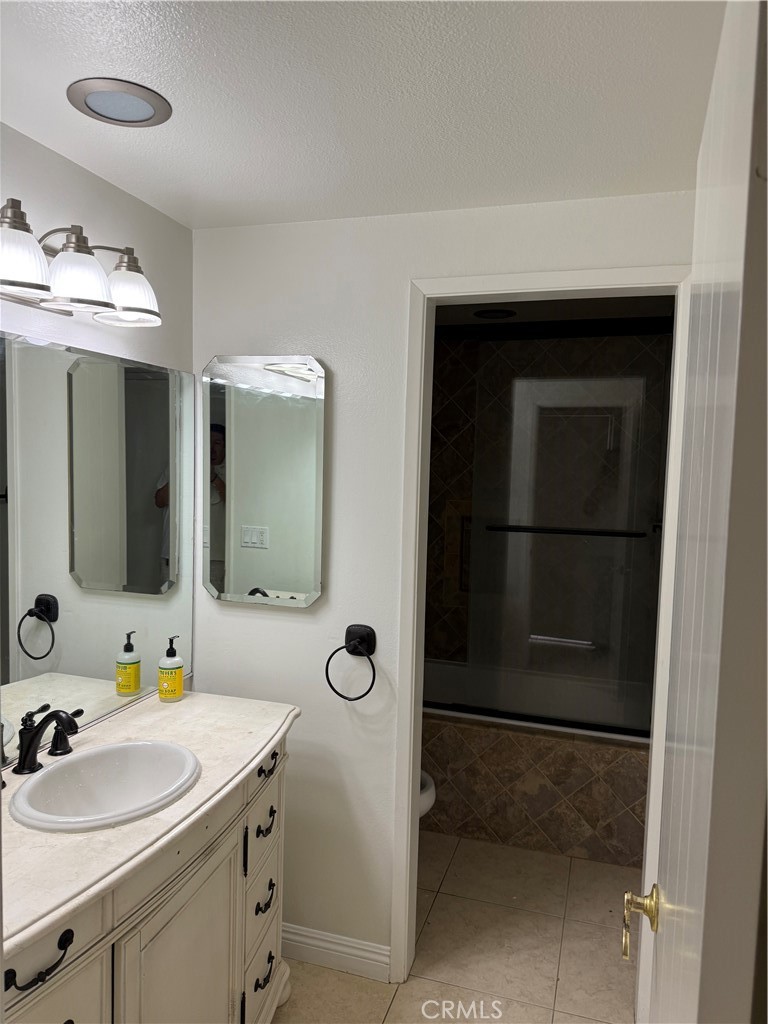 2315 Vista Huerta