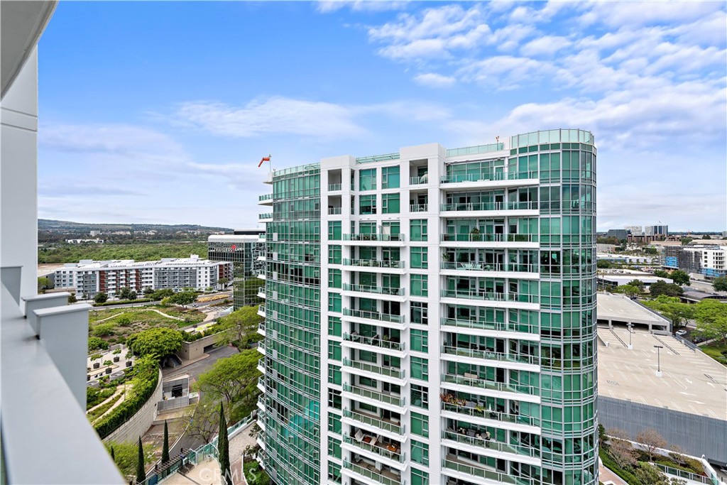 3141 Michelson Drive 1607