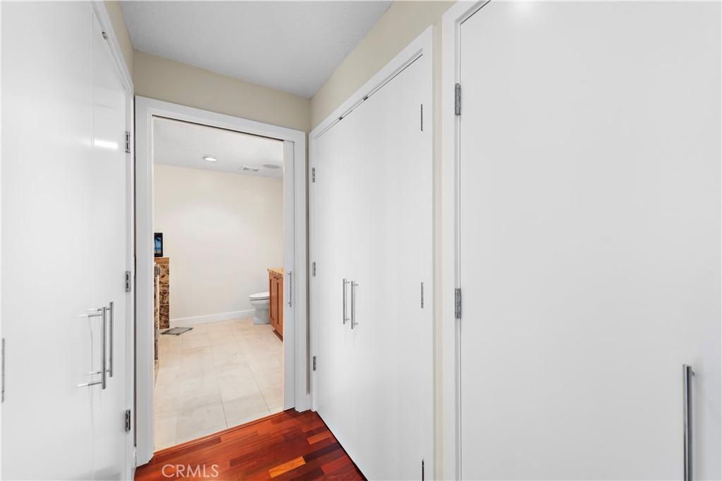 3141 Michelson Drive 1607