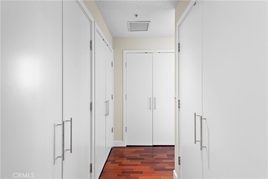 3141 Michelson Drive 1607