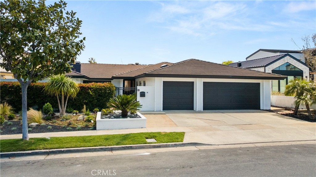1520 Sandcastle Drive