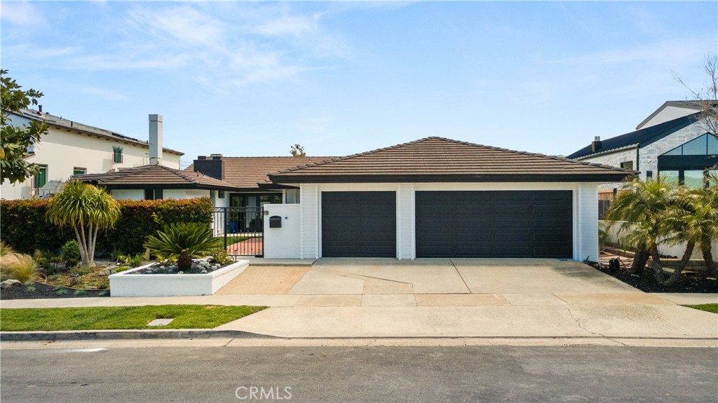 1520 Sandcastle Drive