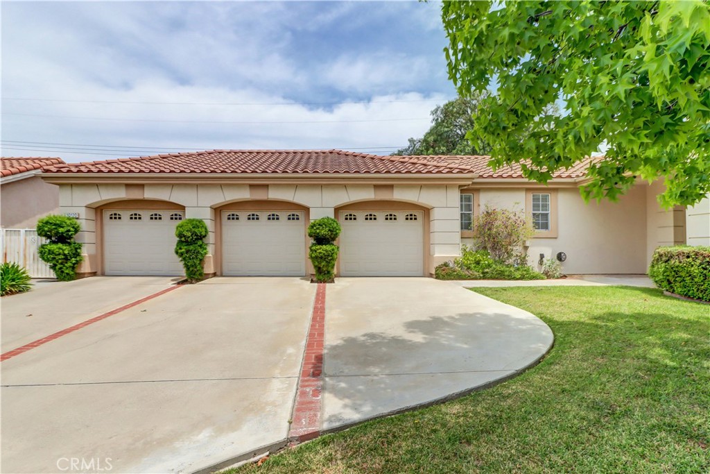 10120 Orange Blossom Circle