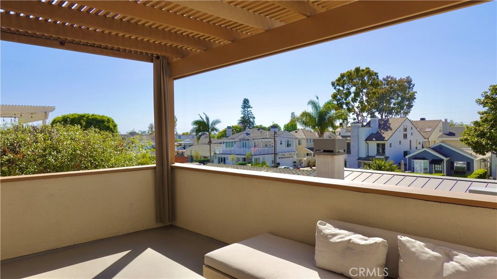 604 1/2 Poinsettia Avenue