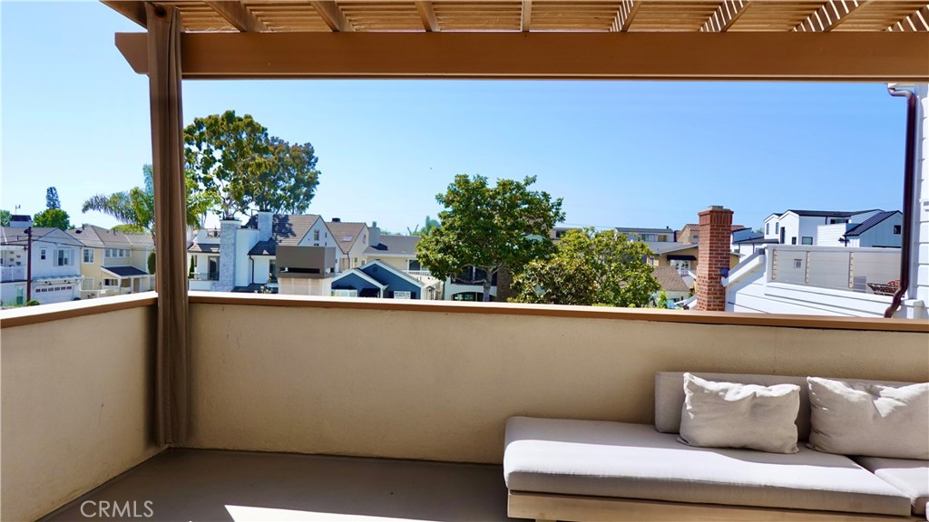 604 1/2 Poinsettia Avenue