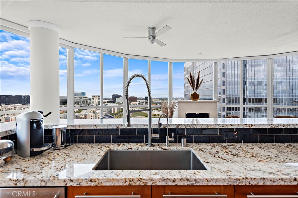 3141 Michelson Drive 1607