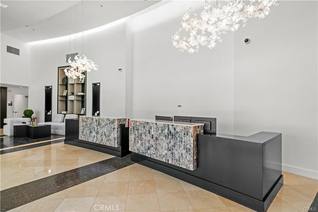 3141 Michelson Drive 1607