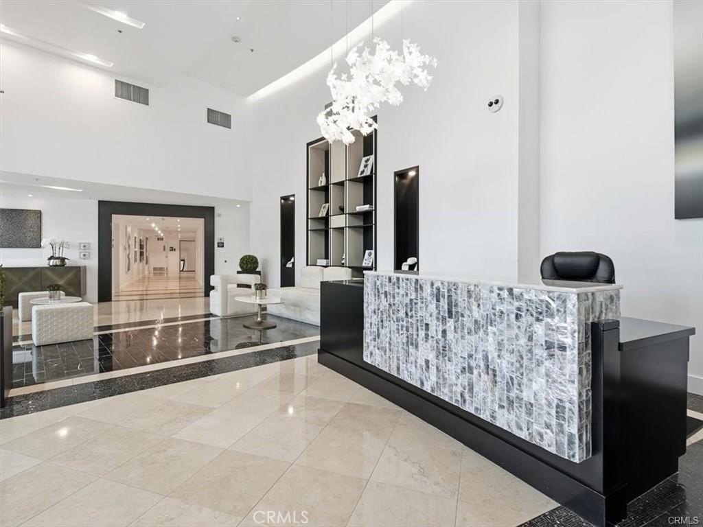 3141 Michelson Drive 1607