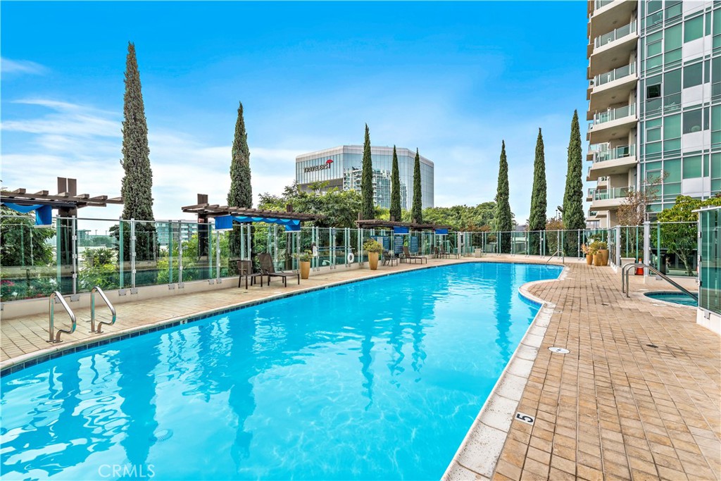 3141 Michelson Drive 1607