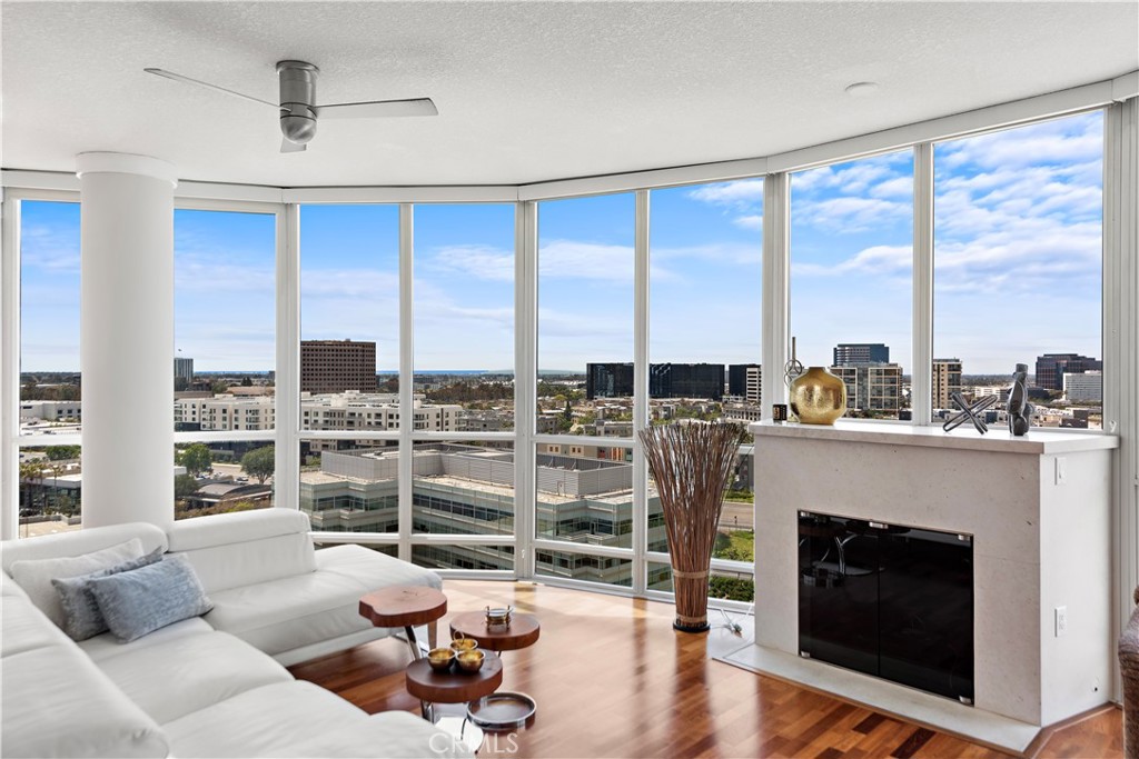 3141 Michelson Drive 1607