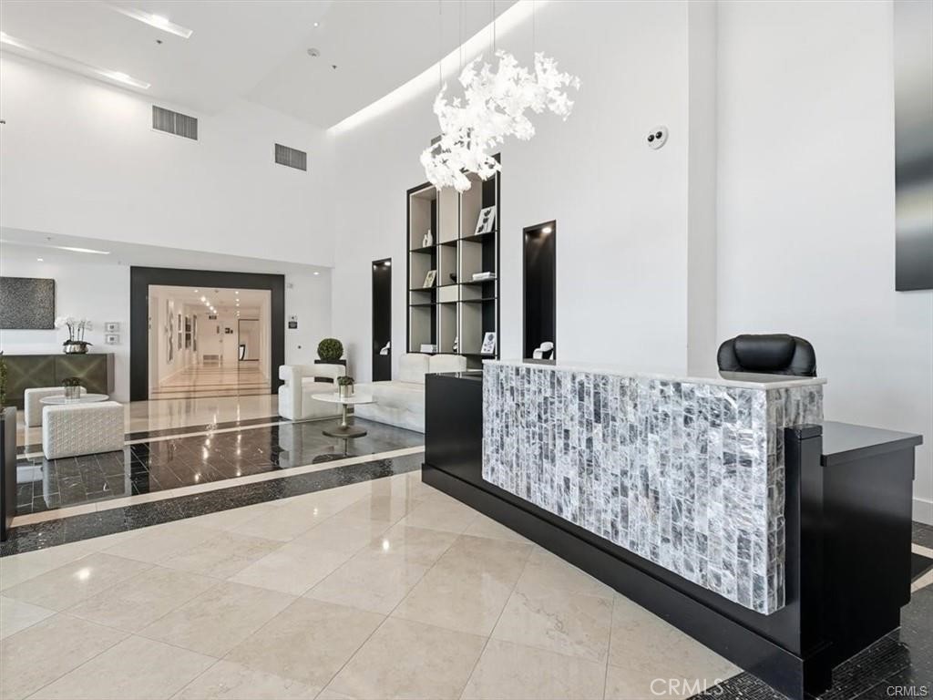 3141 Michelson Drive 1607