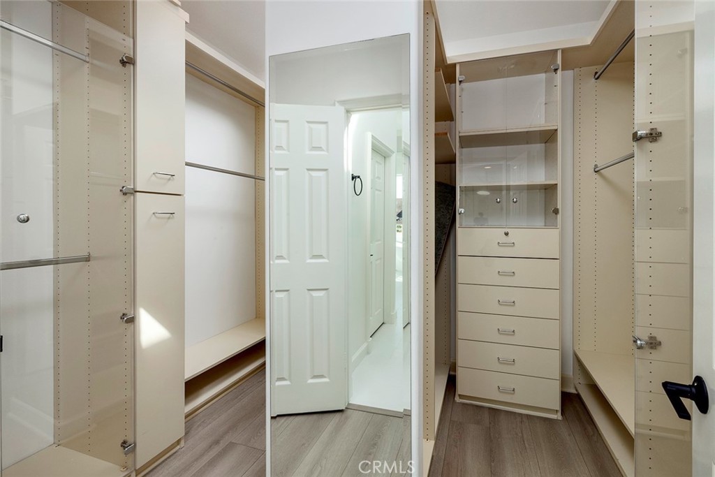 6 Harbor Pointe Drive