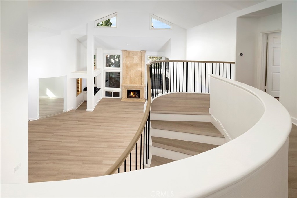 6 Harbor Pointe Drive