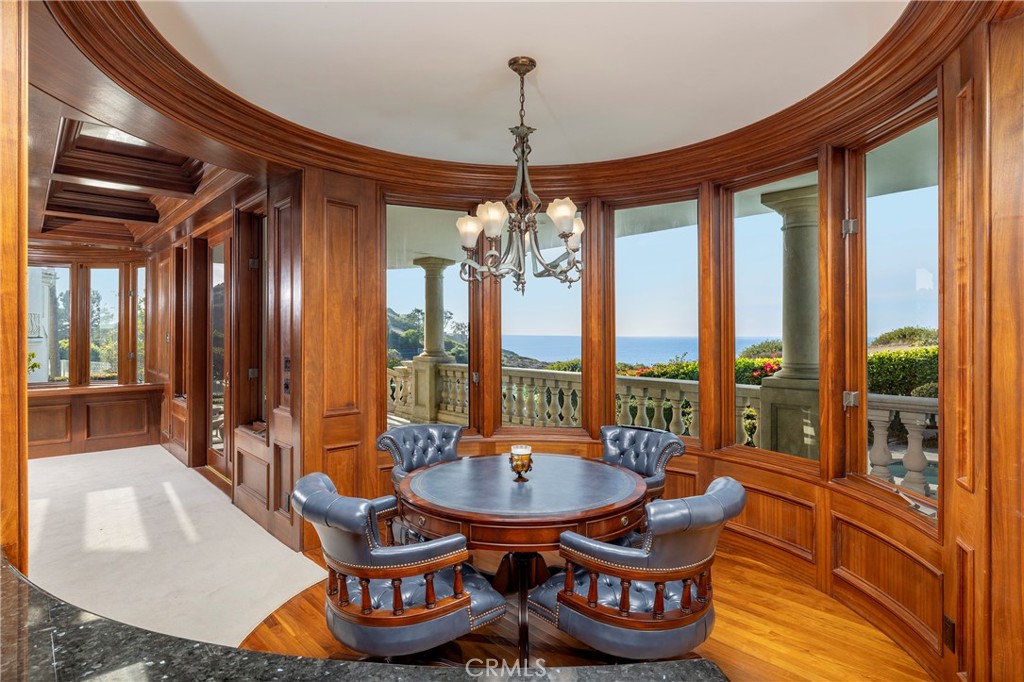 105 Irvine Cove Court