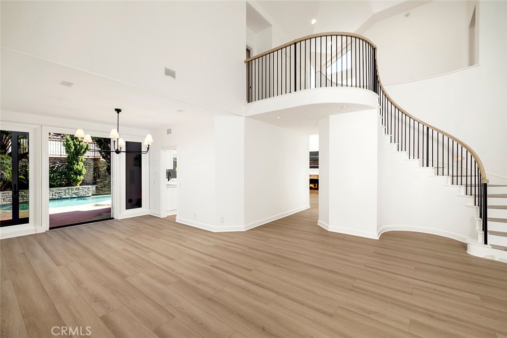 6 Harbor Pointe Drive