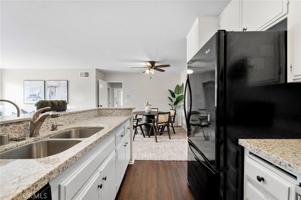 2521 W Sunflower