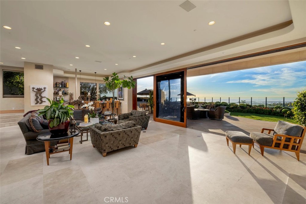 5 Pelican Hill