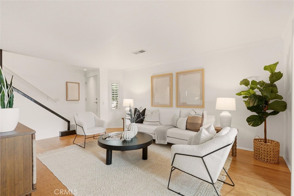 220 Lemon Grove