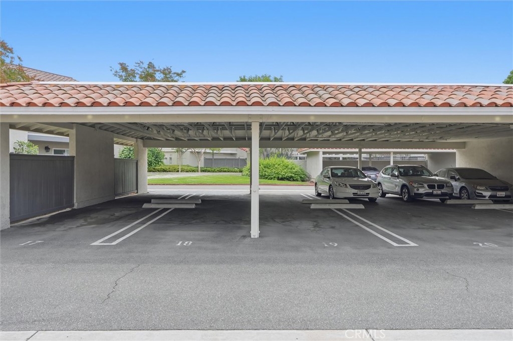 220 Lemon Grove