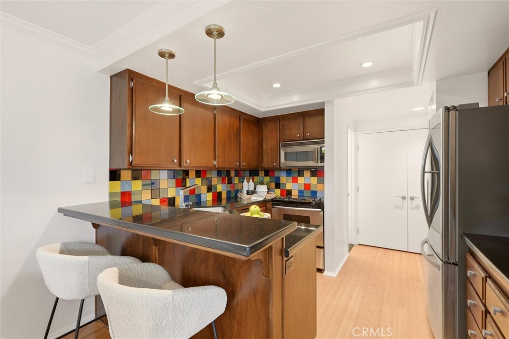 220 Lemon Grove