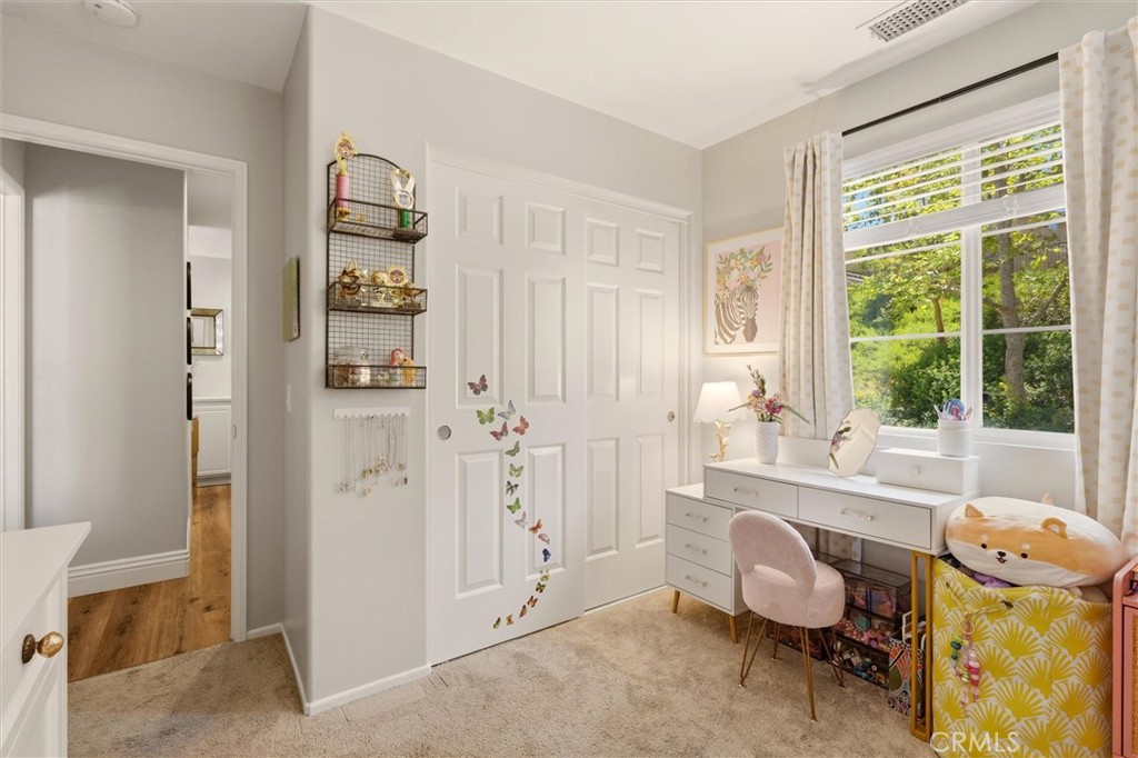 27 Nantucket Lane