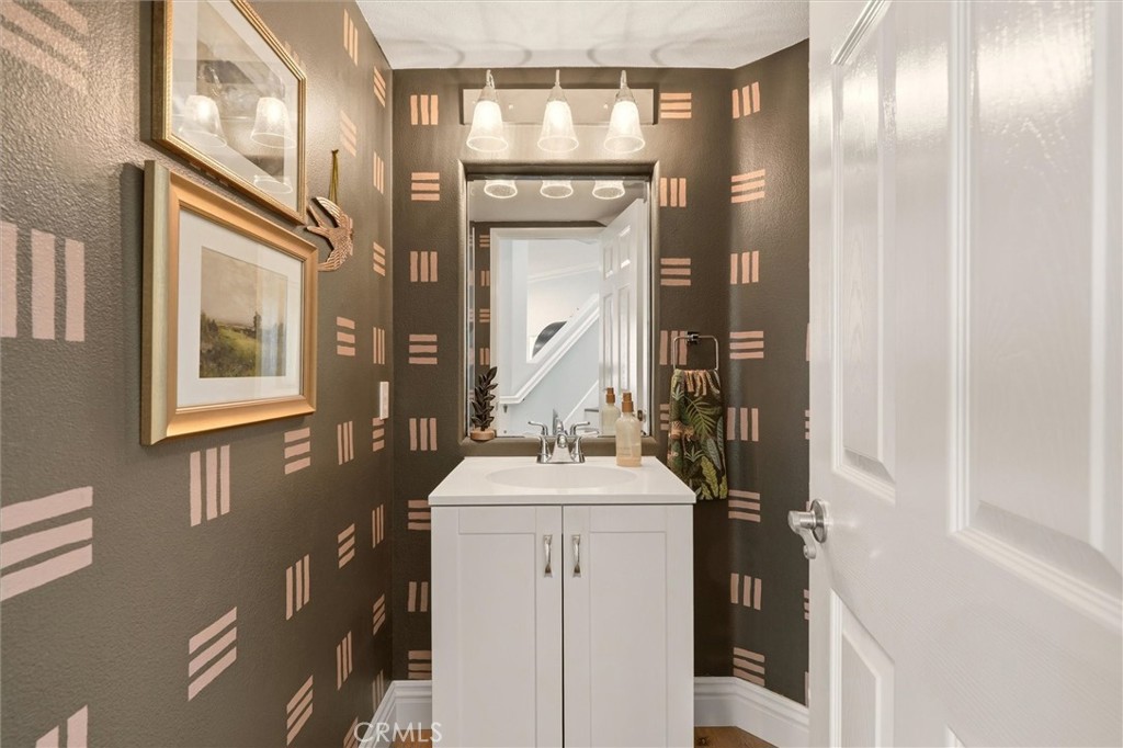 27 Nantucket Lane