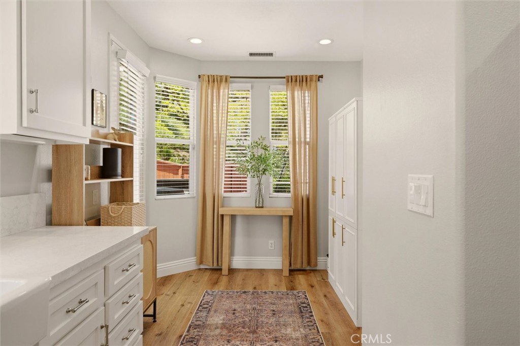 27 Nantucket Lane