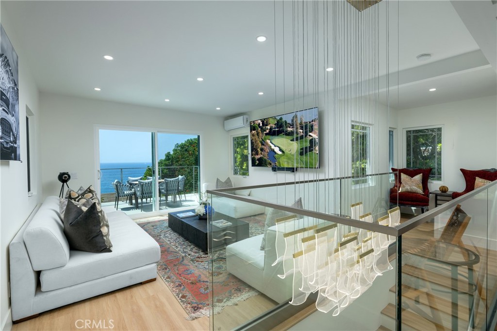 32227 Coast Hwy