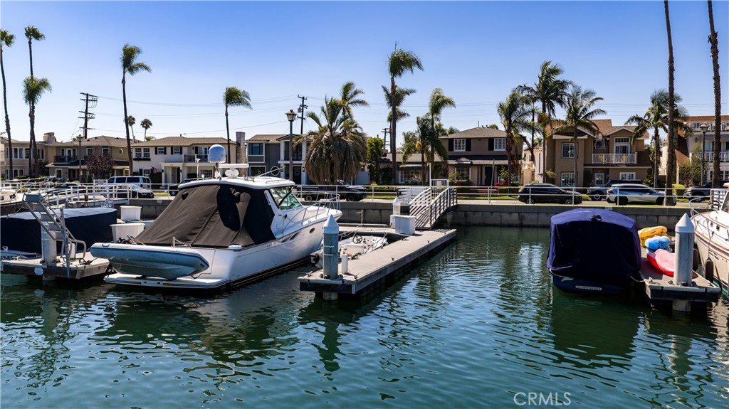 241 Bay Shore