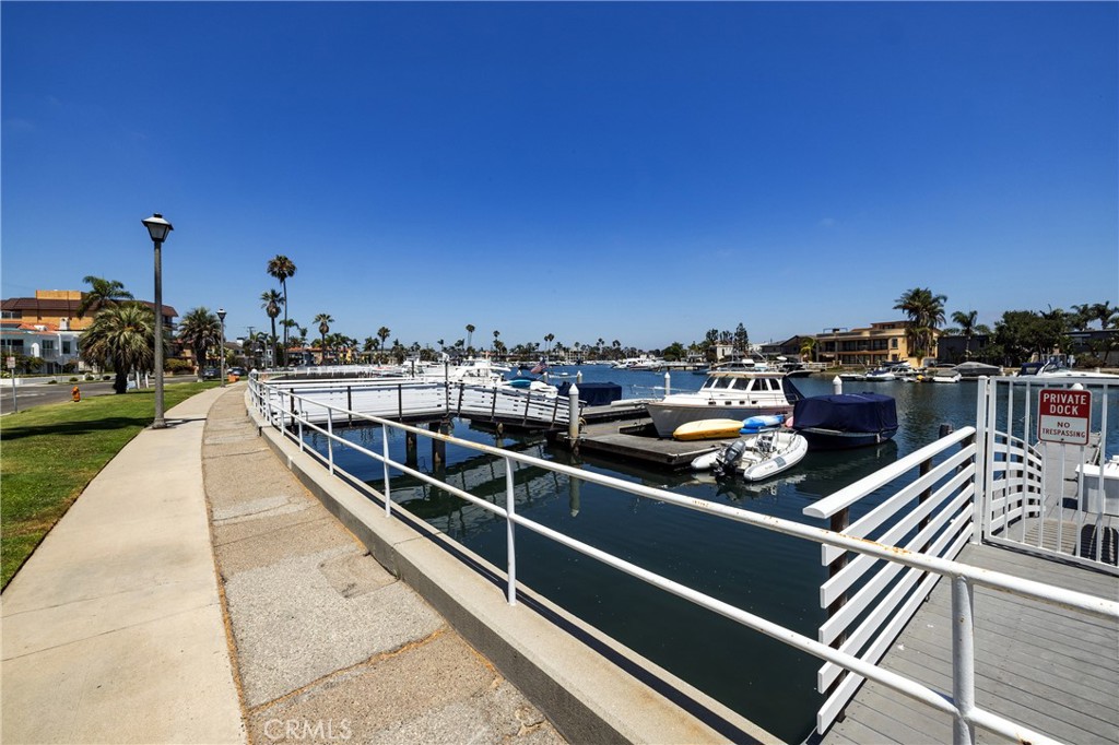 241 Bay Shore