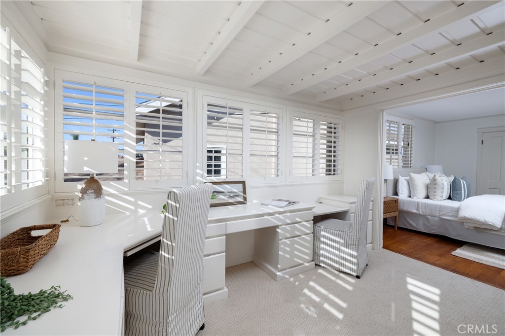 241 Bay Shore