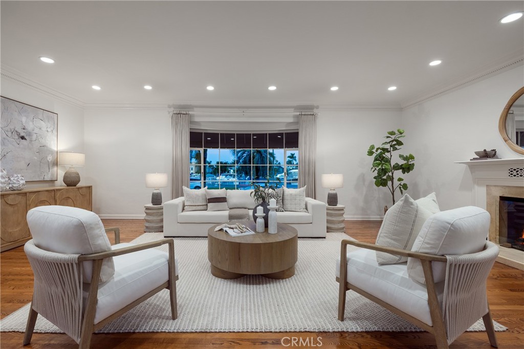 241 Bay Shore