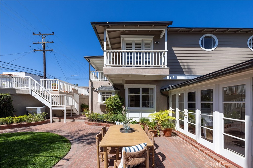 241 Bay Shore