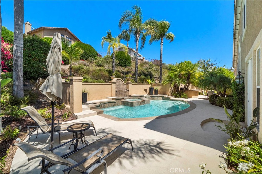 7593 E Endemont Court