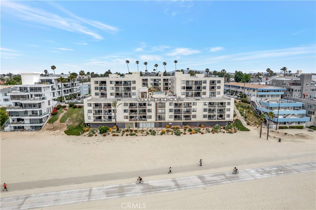 1140 E Ocean Boulevard 318