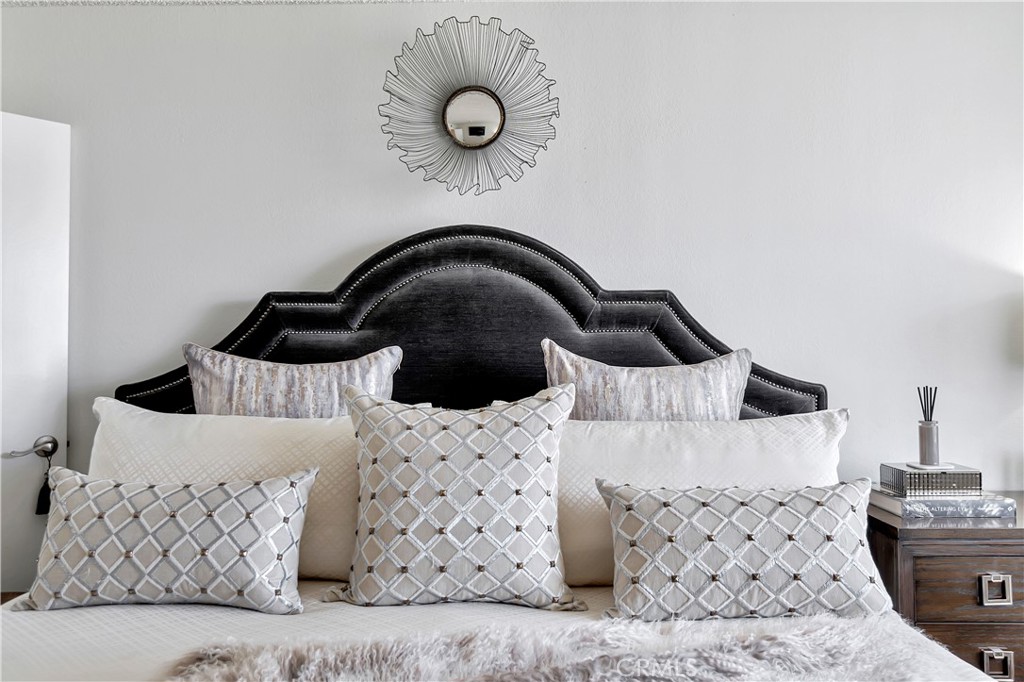 1140 E Ocean Boulevard 318