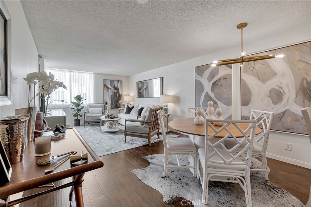 1140 E Ocean Boulevard 318