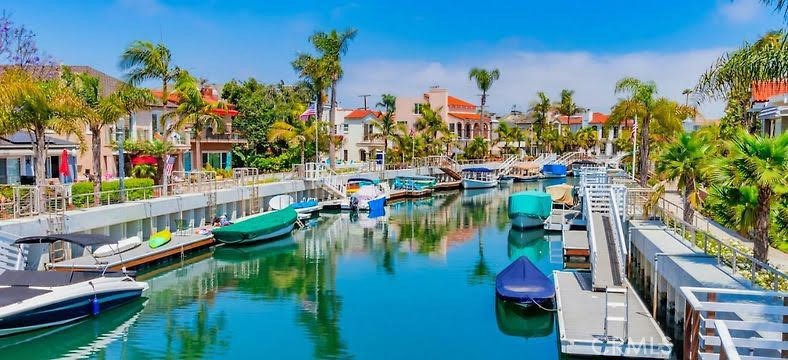 1140 E Ocean Boulevard 318