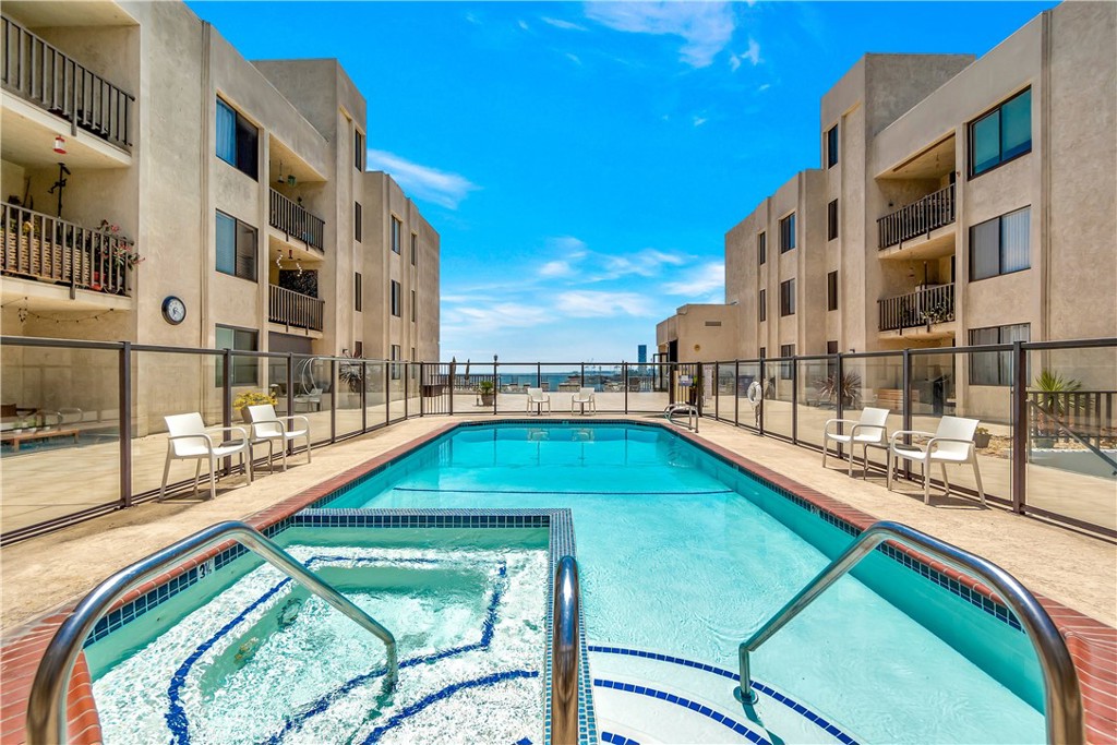 1140 E Ocean Boulevard 318