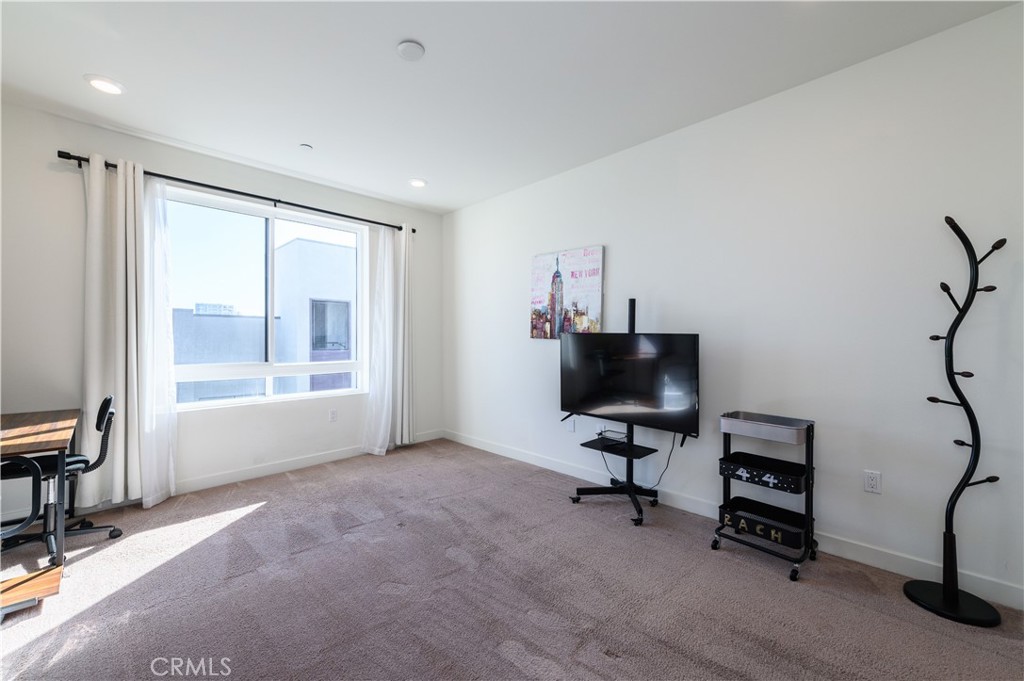 1506 Nolita