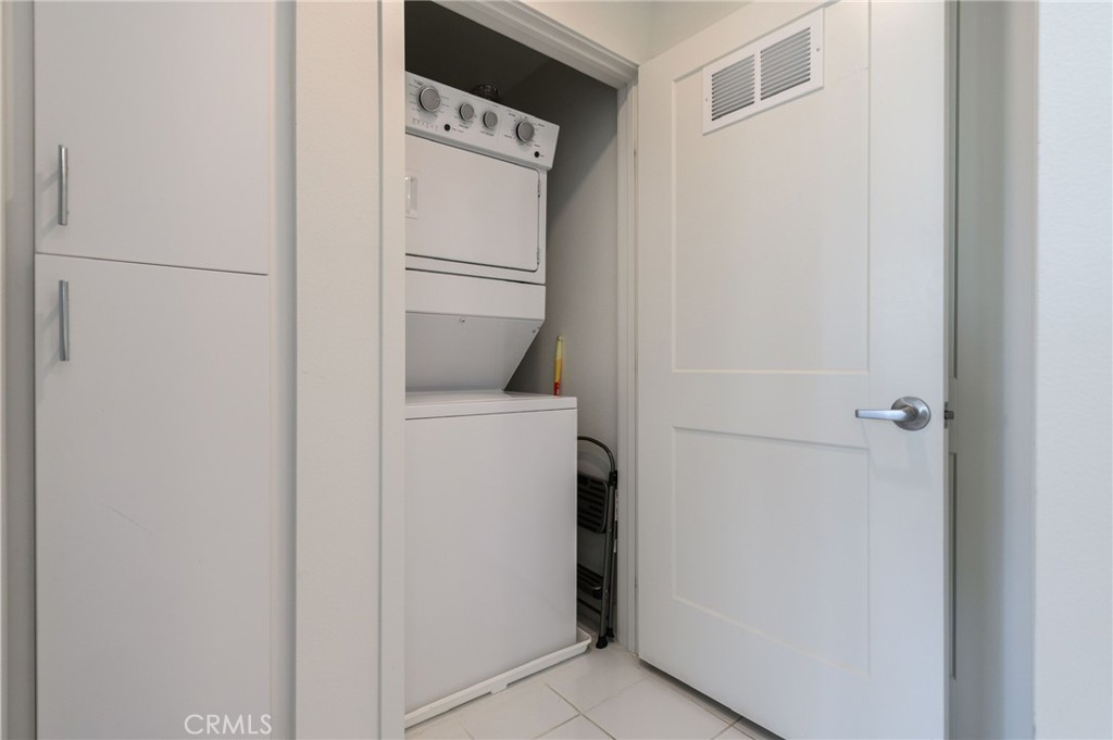 1506 Nolita