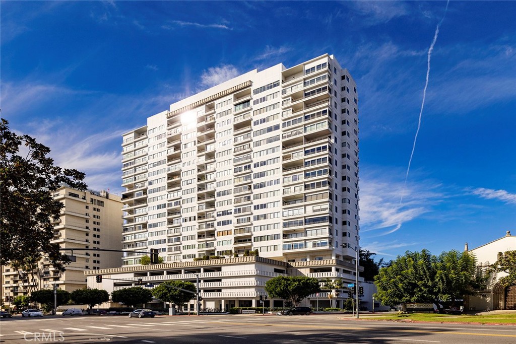 10501 Wilshire Boulevard 2005